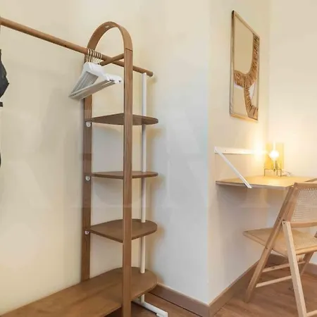 Apartment Commodious Near Center By Rems *