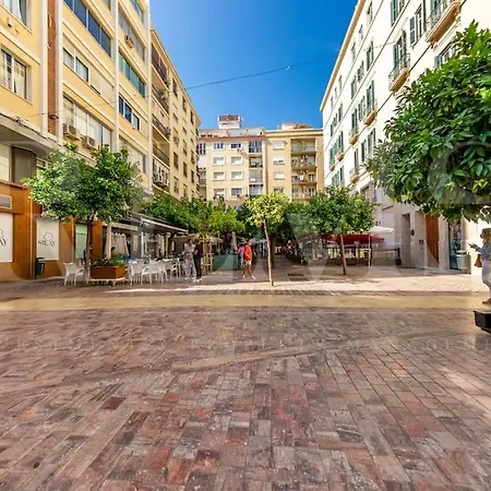 Commodious Near Center By Rems Apartment